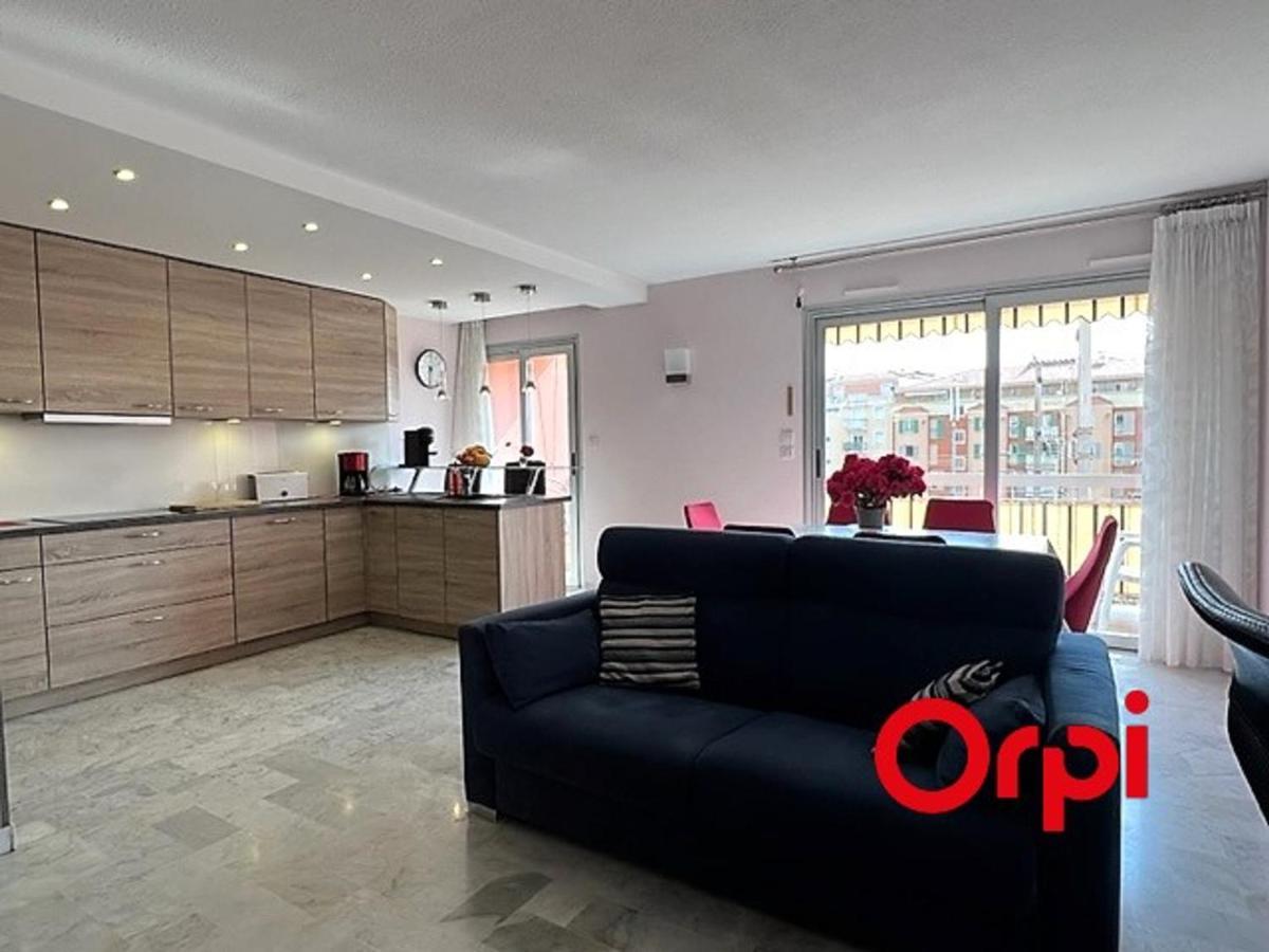 Appartement Lumineux Proche Plages Et Centre-ville Avec Clim, Balcons Et Parking Inclus - Fr-1-647-18 *